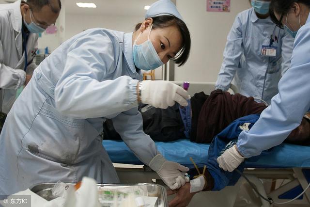 医疗事故怎么赔偿，医疗纠纷律师在线免费咨询