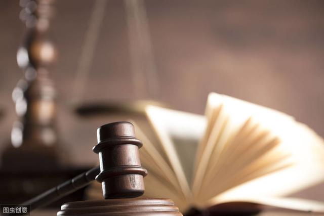 建设工程合同纠纷应去哪个法院起诉？专属管辖约定仲裁有效吗？