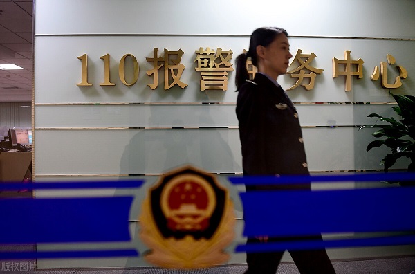 欠钱不还报警有没有用？这2种情况可以让债务人坐牢