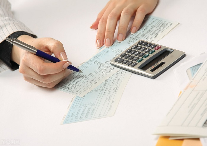 误工费最低多少钱一天？误工费赔偿标准是多少